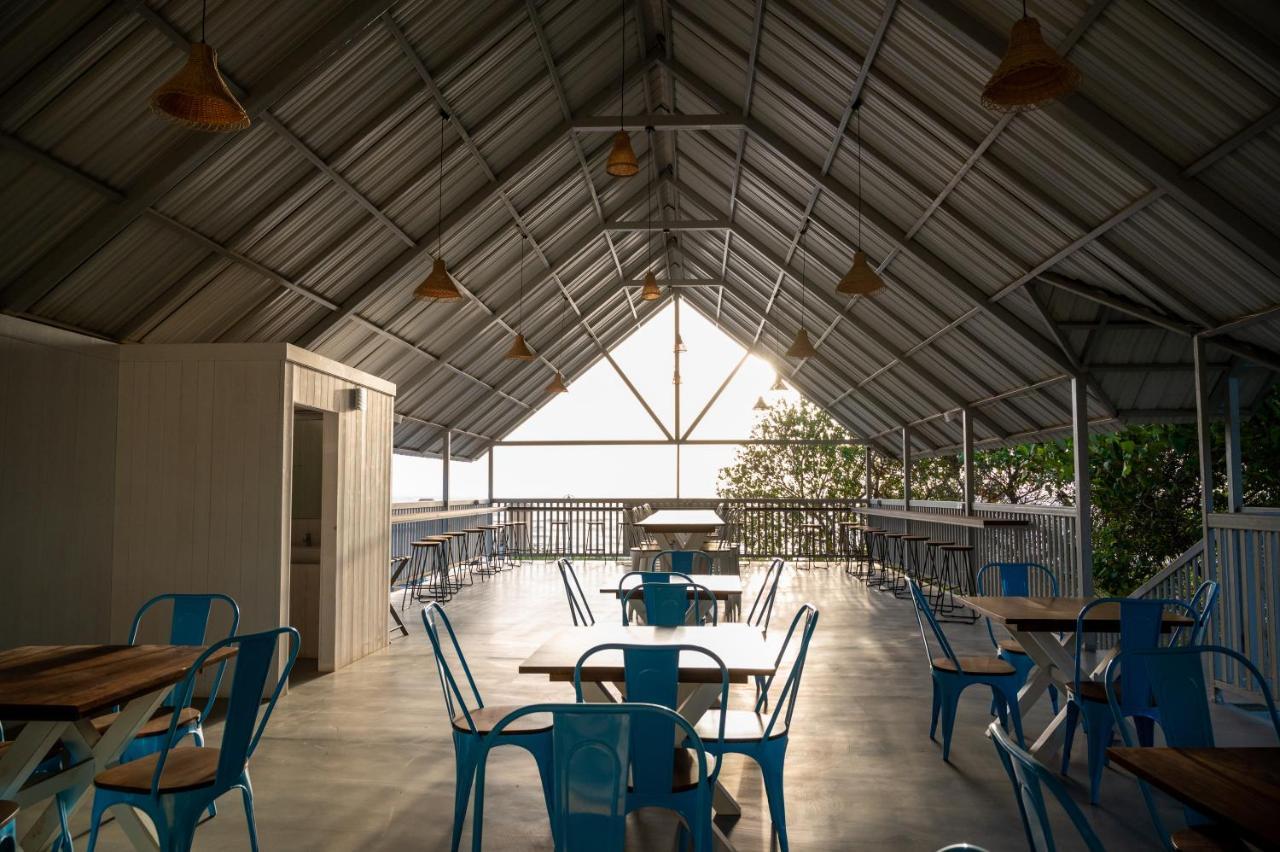 Praveg Beach Resort Daman Lighthouse Beach Zewnętrze zdjęcie